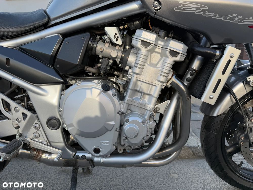 Suzuki Bandit - 17