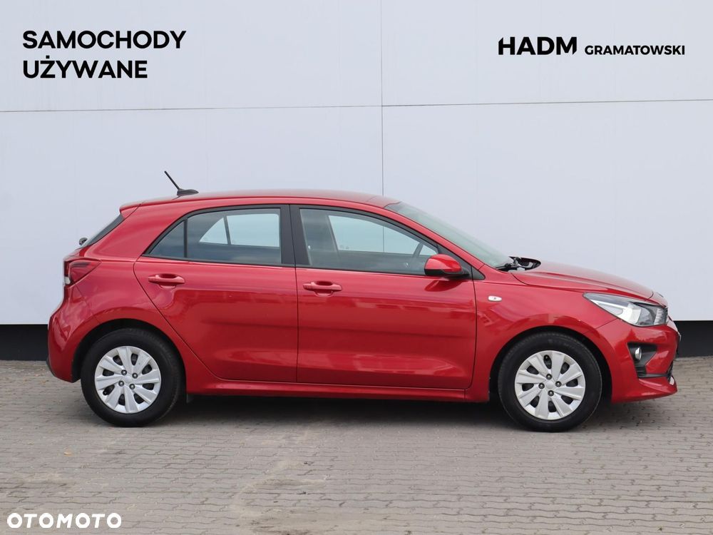 Kia Rio - 5