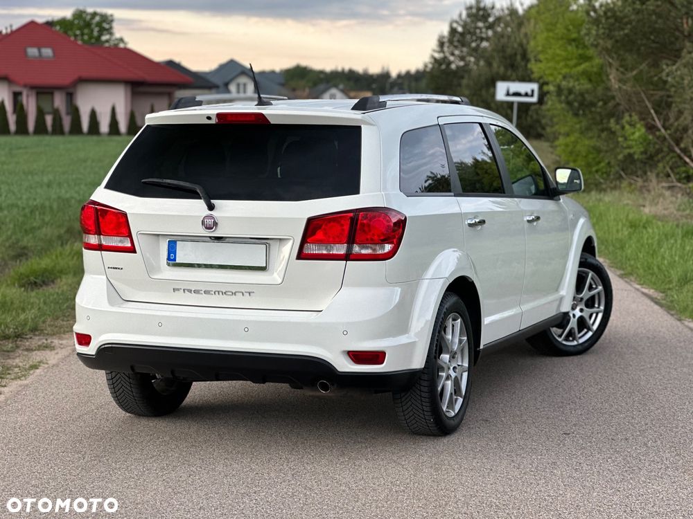 Fiat Freemont 2.0 Multijet 16V DPF Automatik Allrad Lounge - 10