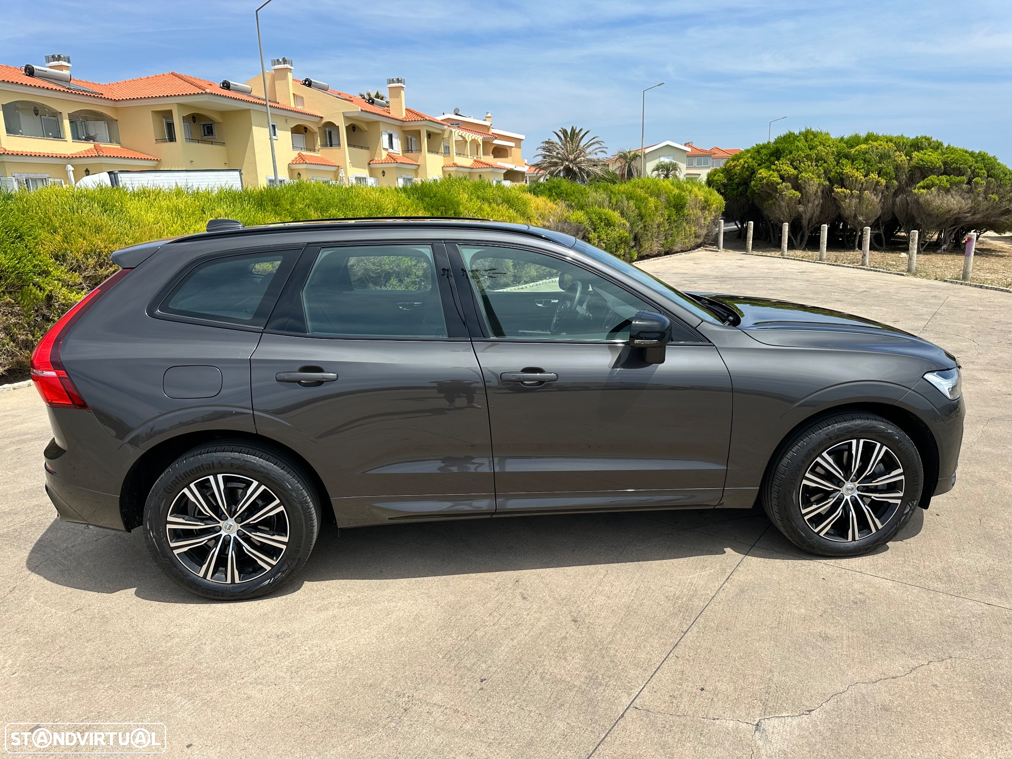 Volvo XC 60 2.0 B4 R-Design Geartronic - 10