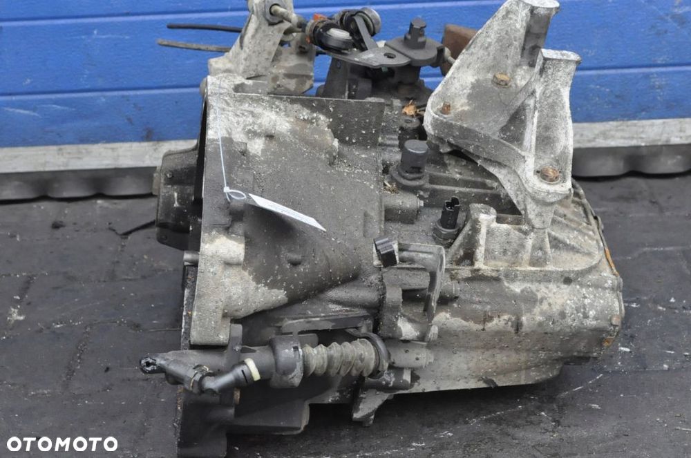 CITROEN C5 III 2.0 HDI 120kW 163KM SKRZYNIA 20MB28 - 3