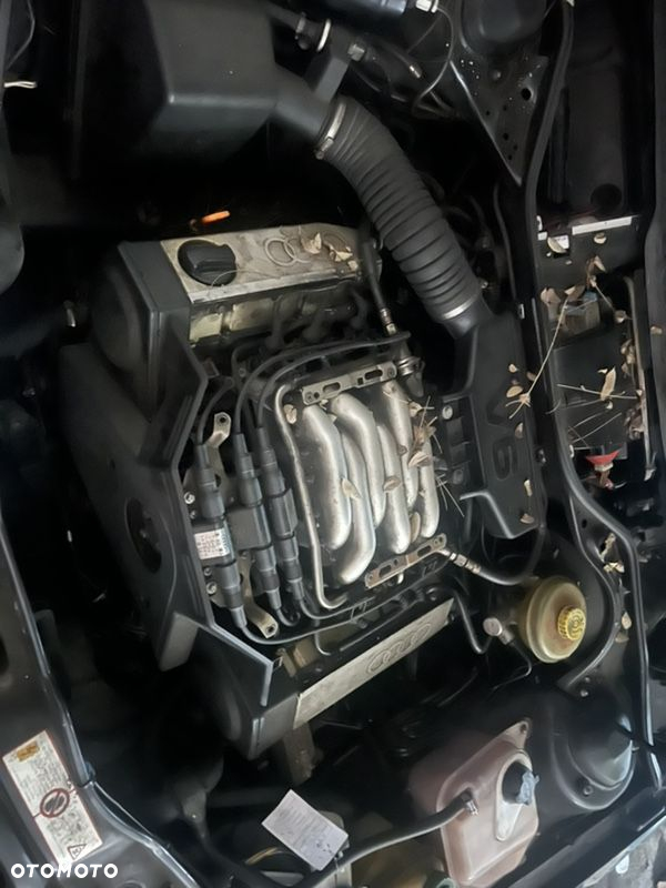 silnik kompletny audi A6 C4 2.6  V6
