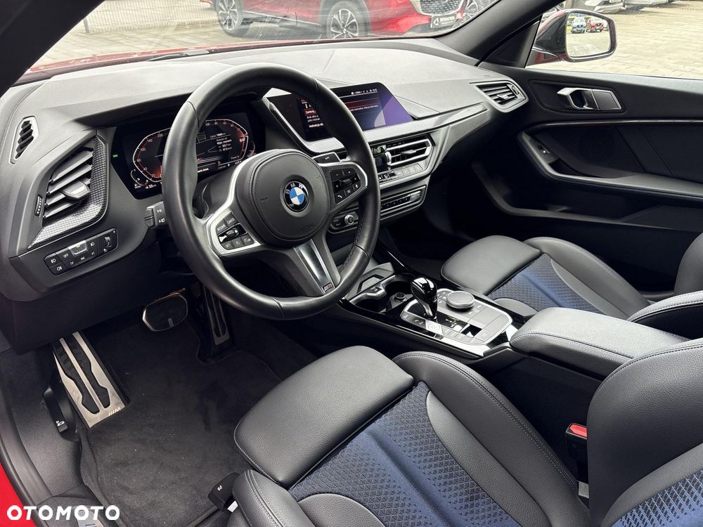 BMW Seria 2 216d - 9