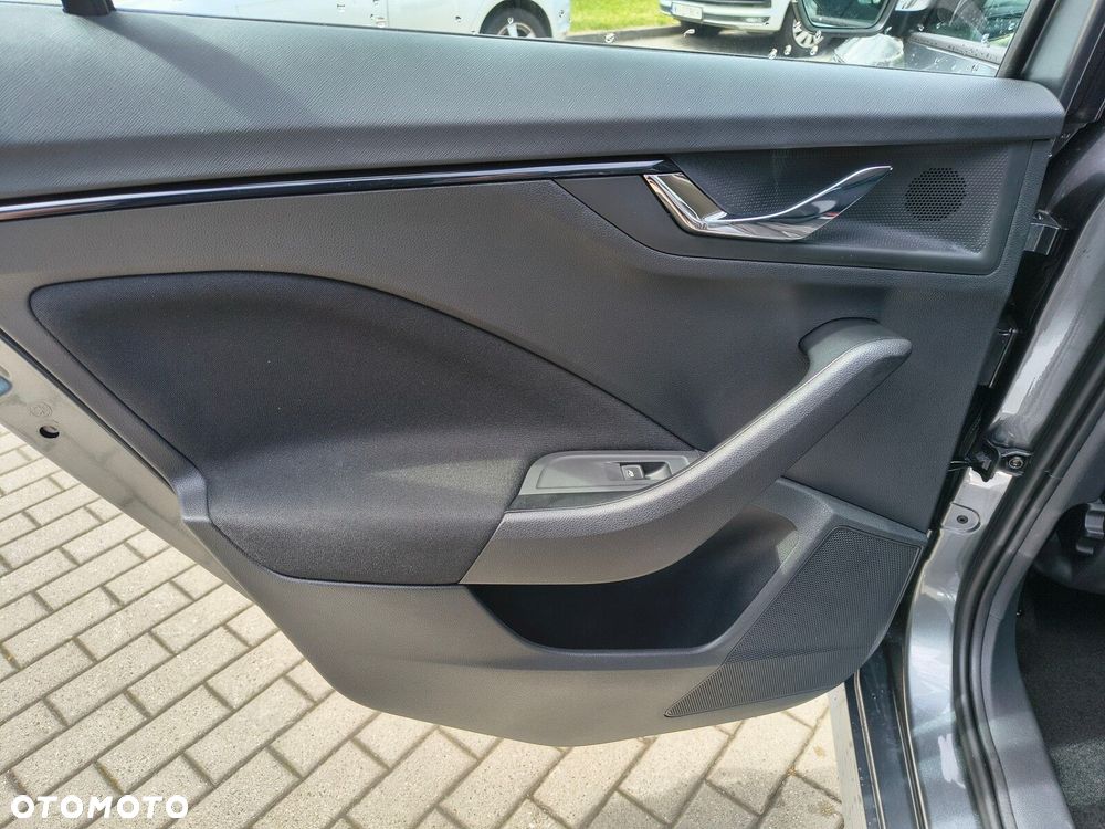 Skoda Kamiq 1.5 TSI Drive DSG - 16