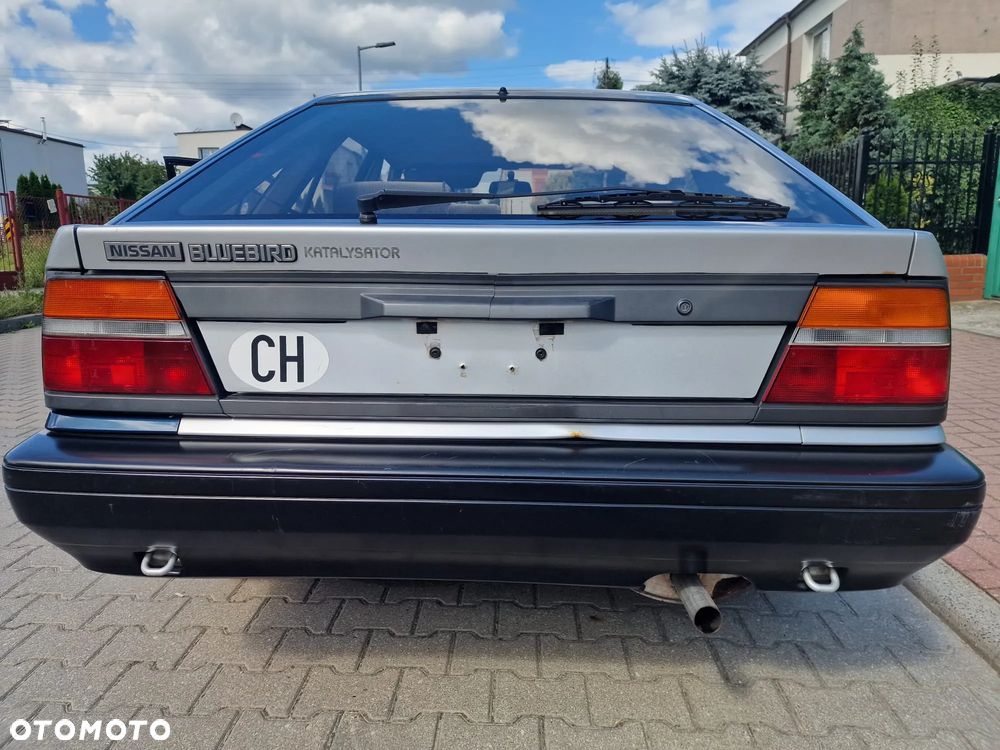 Nissan Bluebird - 9