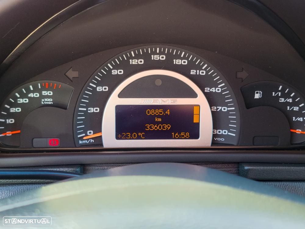 Mercedes-Benz C 30 AMG T CDI - 39
