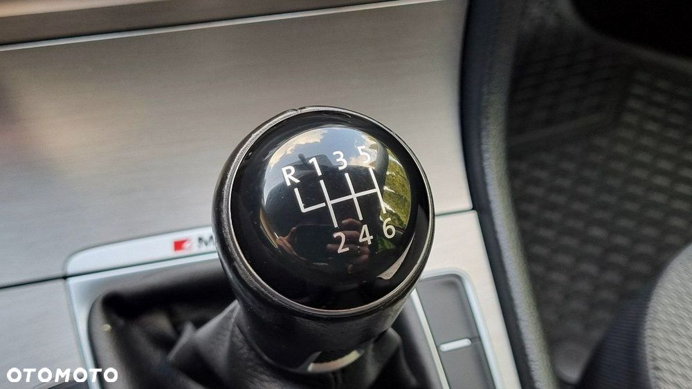 Volkswagen Golf - 19