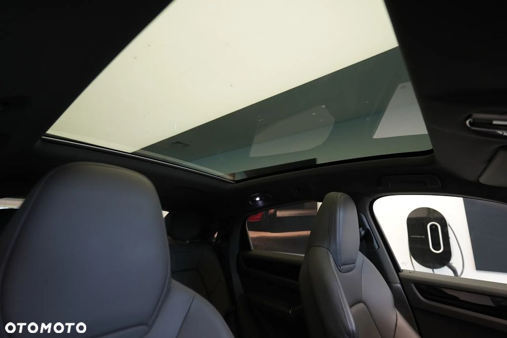 Porsche Cayenne Coupe - 13