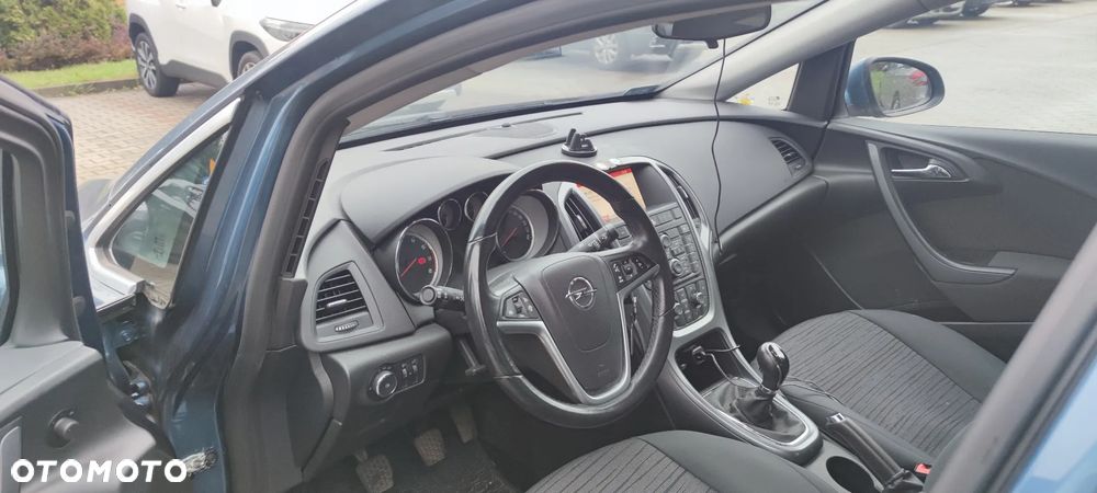 Opel Astra - 1
