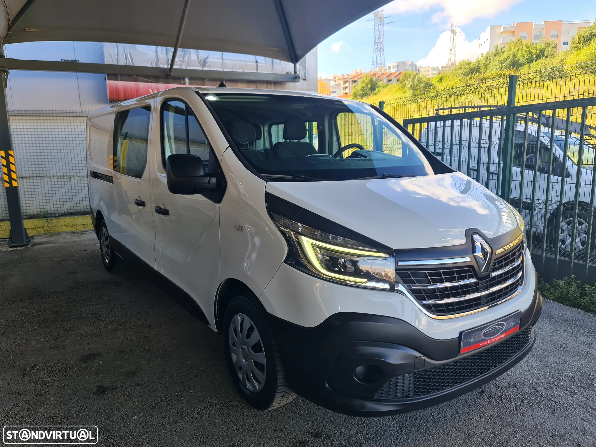 Renault TRAFIC 2.0 Dci 120CV * 6 Lug /Bluetooth/ AC/ IVA DEDUTÍVEL * - 2