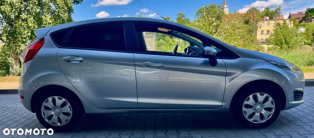 Ford Fiesta 1.0 Celebration - 11