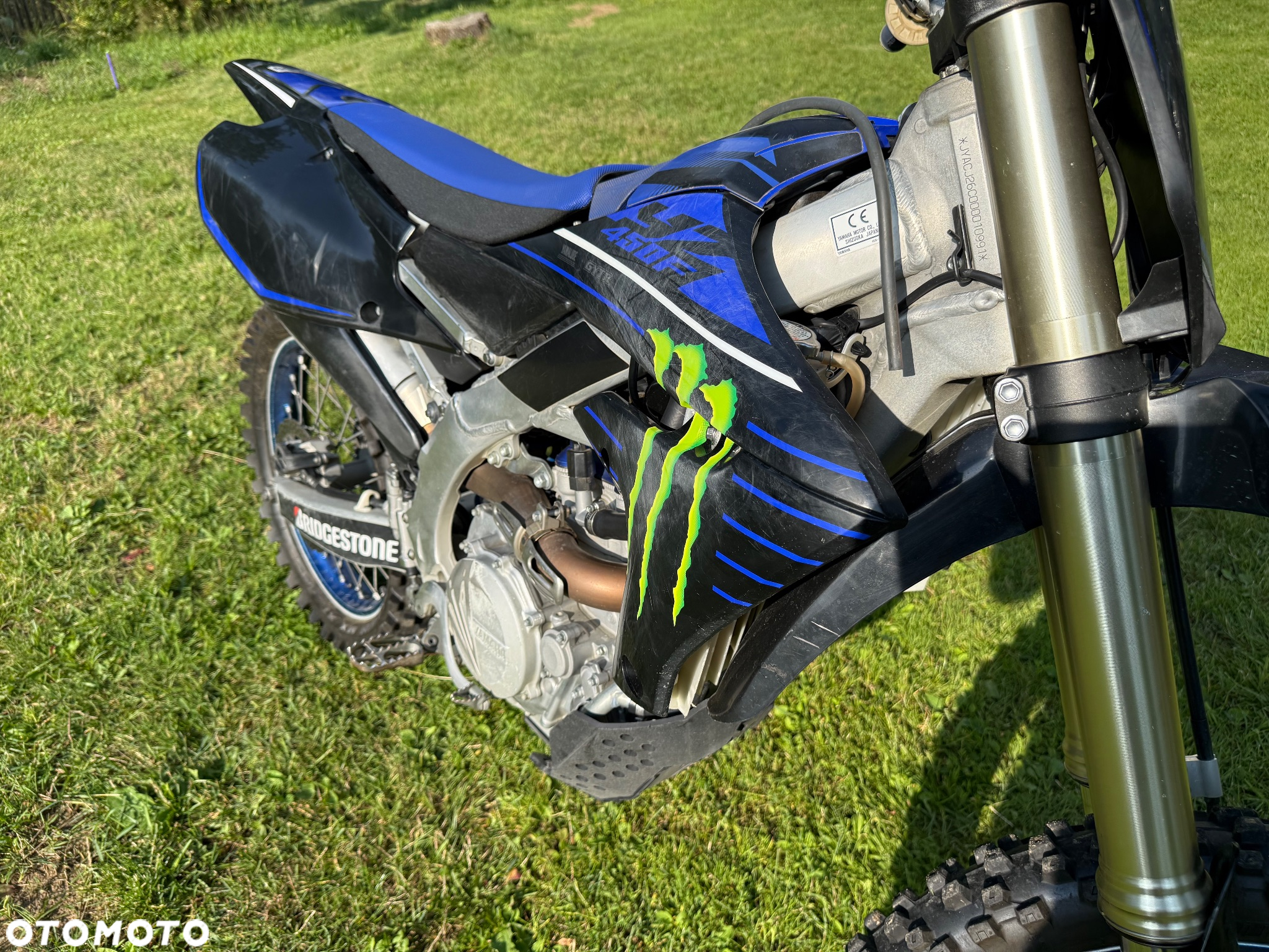 Yamaha YZF - 10