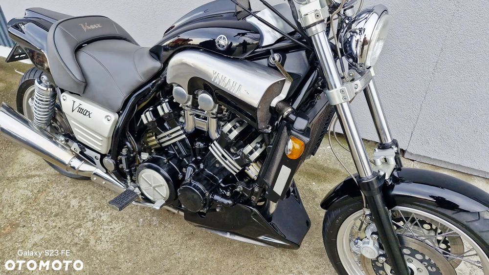 Yamaha V-MAX - 17