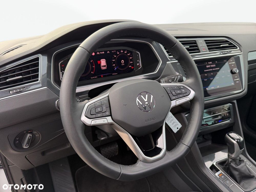 Volkswagen Tiguan 2.0 TSI 4Mot Elegance DSG - 11