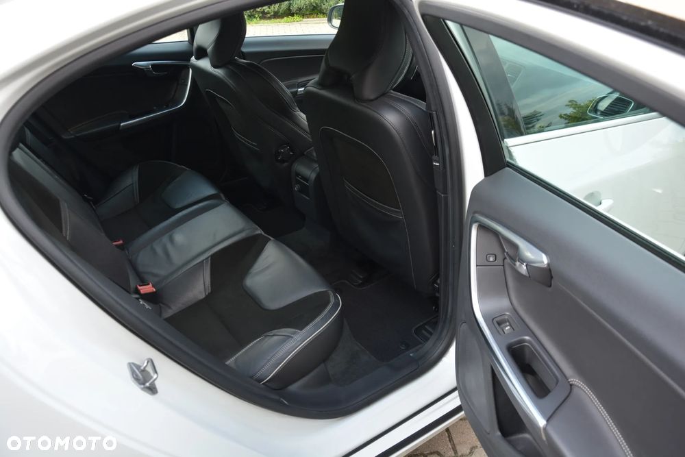 Volvo S60 - 26