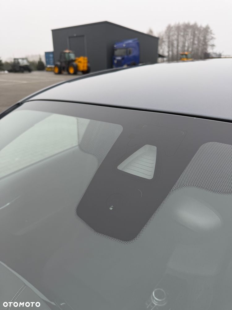 BMW Seria 1 120d Sport Line Shadow - 13