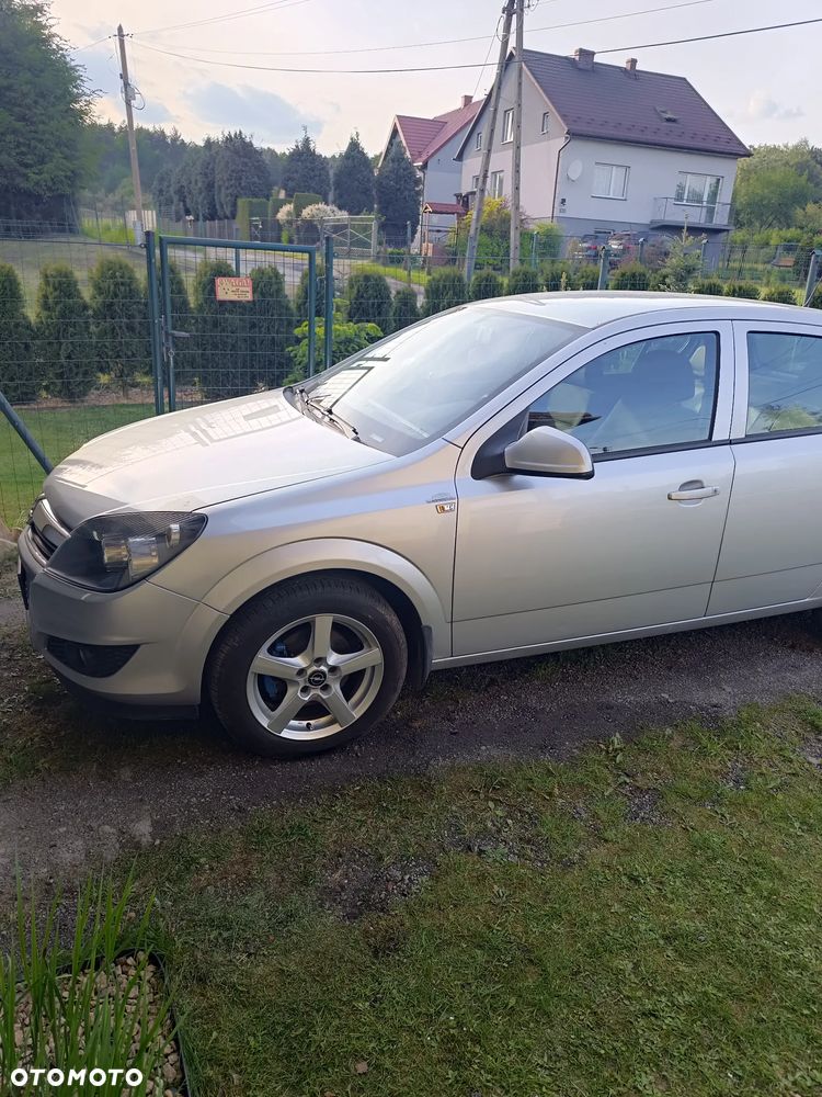 Opel Astra 1.6 - 10