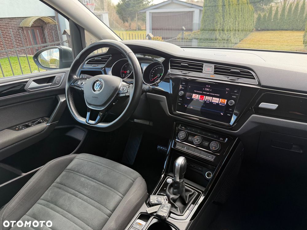 Volkswagen Touran 2.0 TDI SCR (BlueMotion Technology) DSG Highline - 18