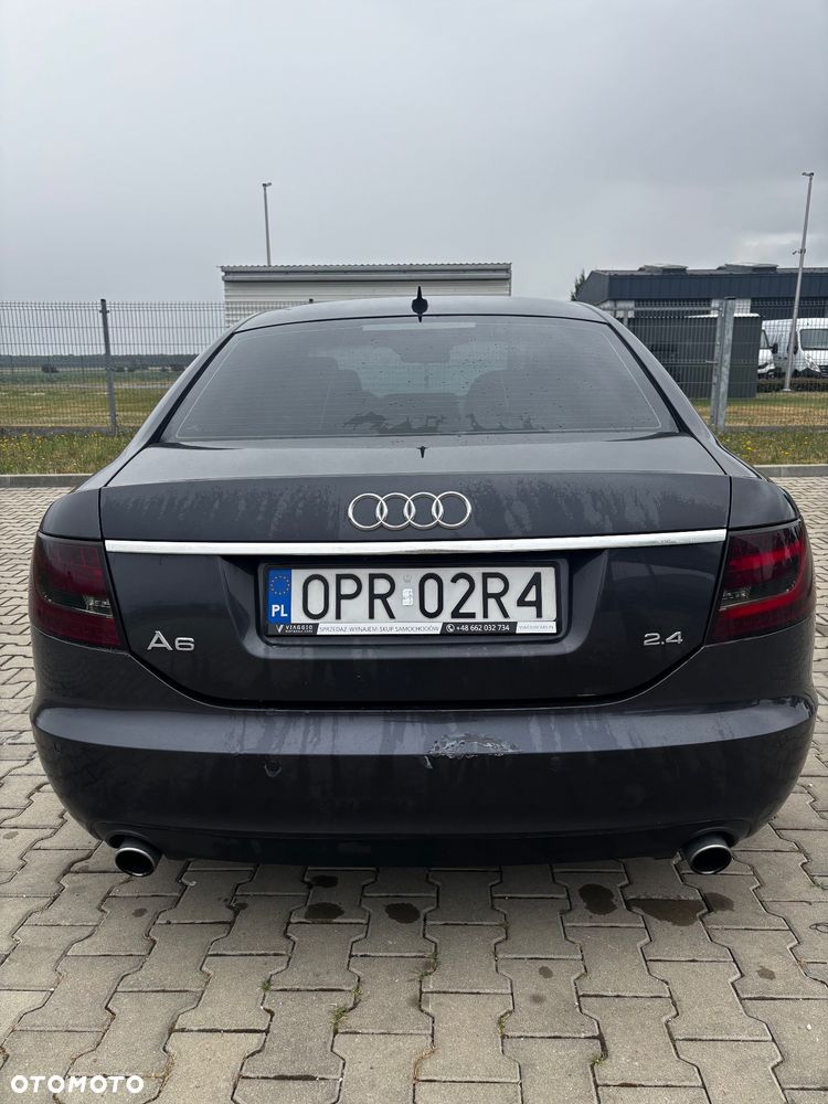 Audi A6 Limousine 2.4 - 5