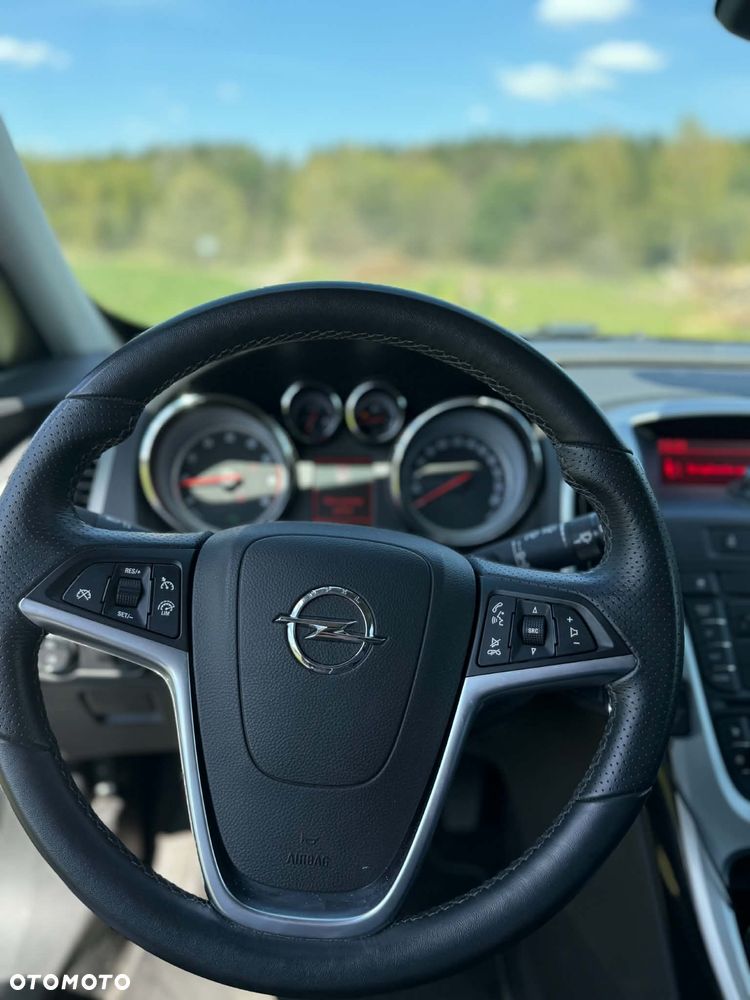 Opel Astra 1.6 Turbo Innovation - 12