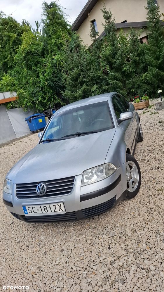 Volkswagen Passat 1.6 Comfortline - 2