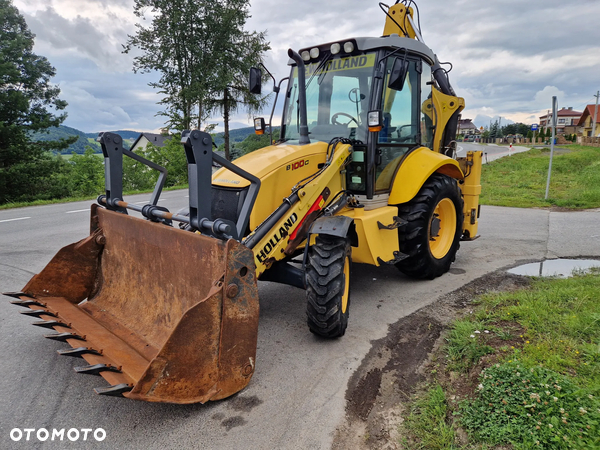 New Holland B100C