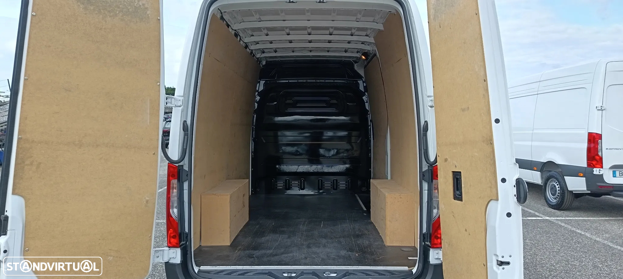 Mercedes-Benz Sprinter 317 CDI Furgão - 11