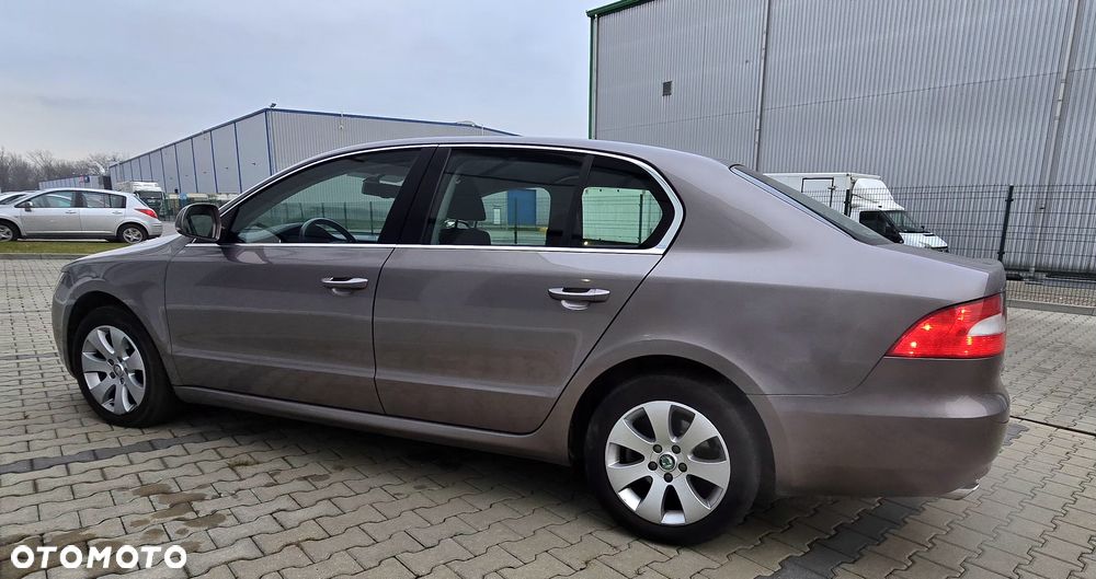 Skoda Superb 1.8 TSI Ambition - 7