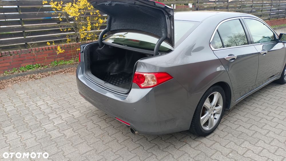 Honda Accord 2.0 Executive - 14