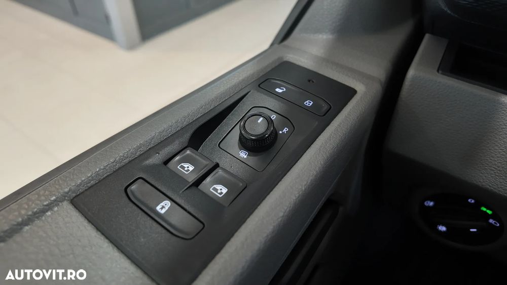 Volkswagen Caravelle 2.0 TDI 81 kW LR Comfortline - 22