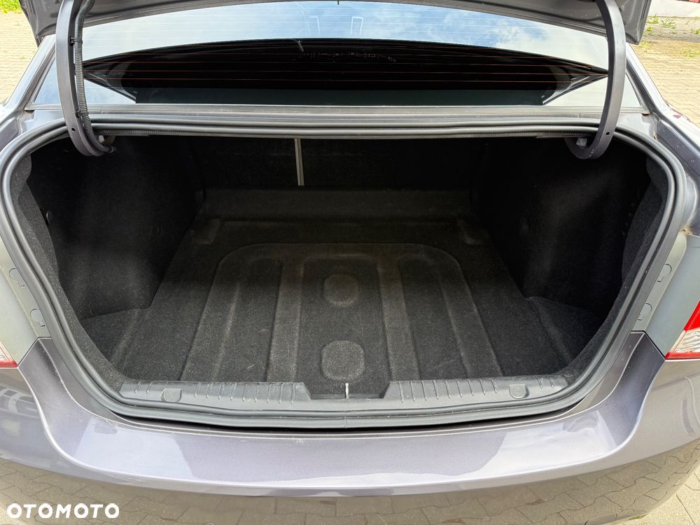 Chevrolet Cruze 1.8 LTZ - 34