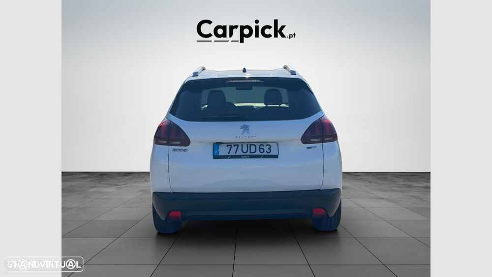 Peugeot 2008 1.2 PureTech Style — photo 4