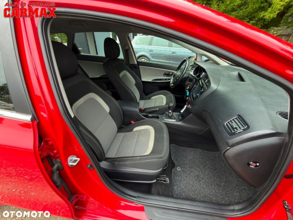 Kia Ceed - 19