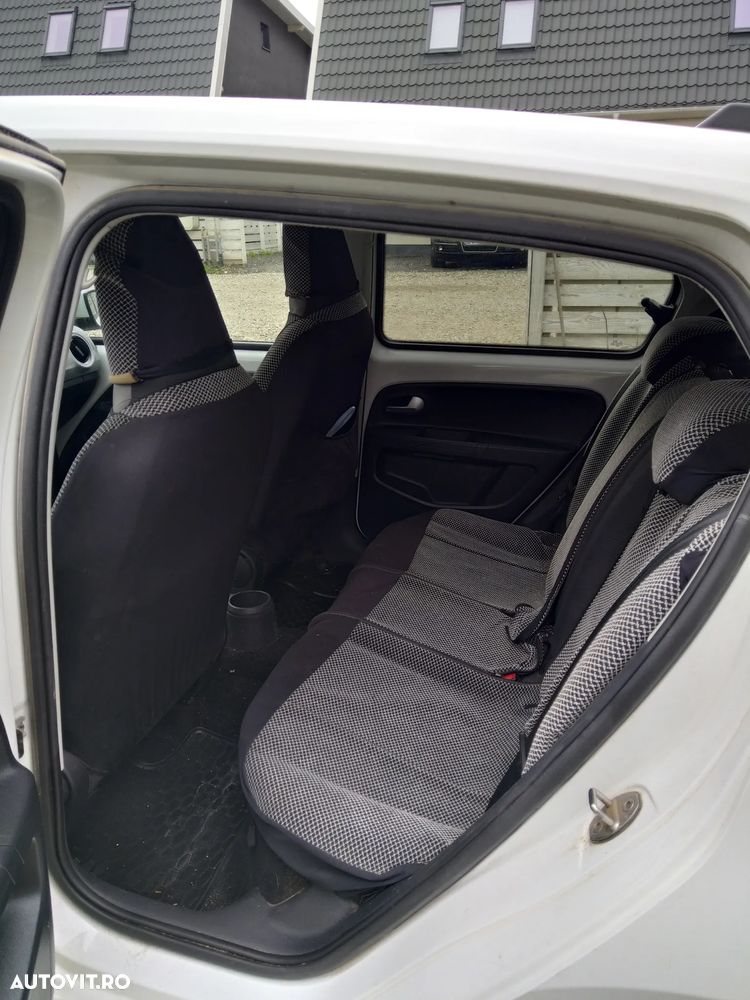 Volkswagen up! - 5