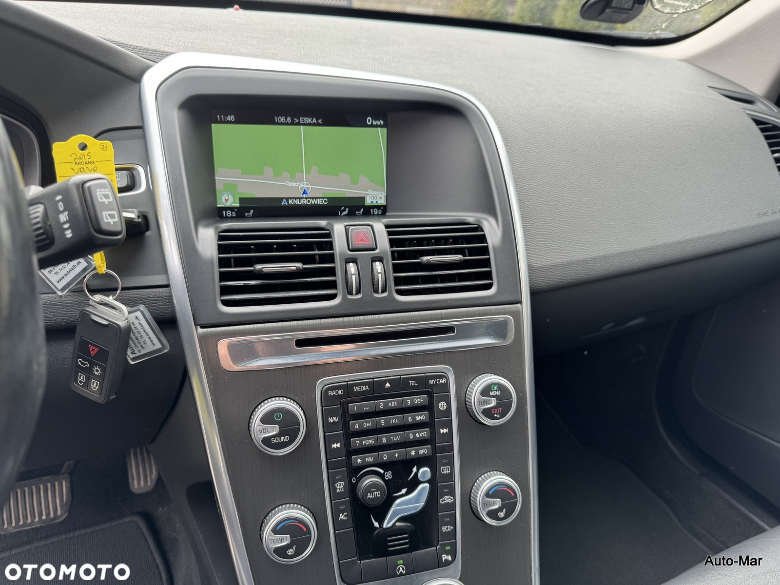 Volvo XC 60 D4 Geartronic Momentum - 20
