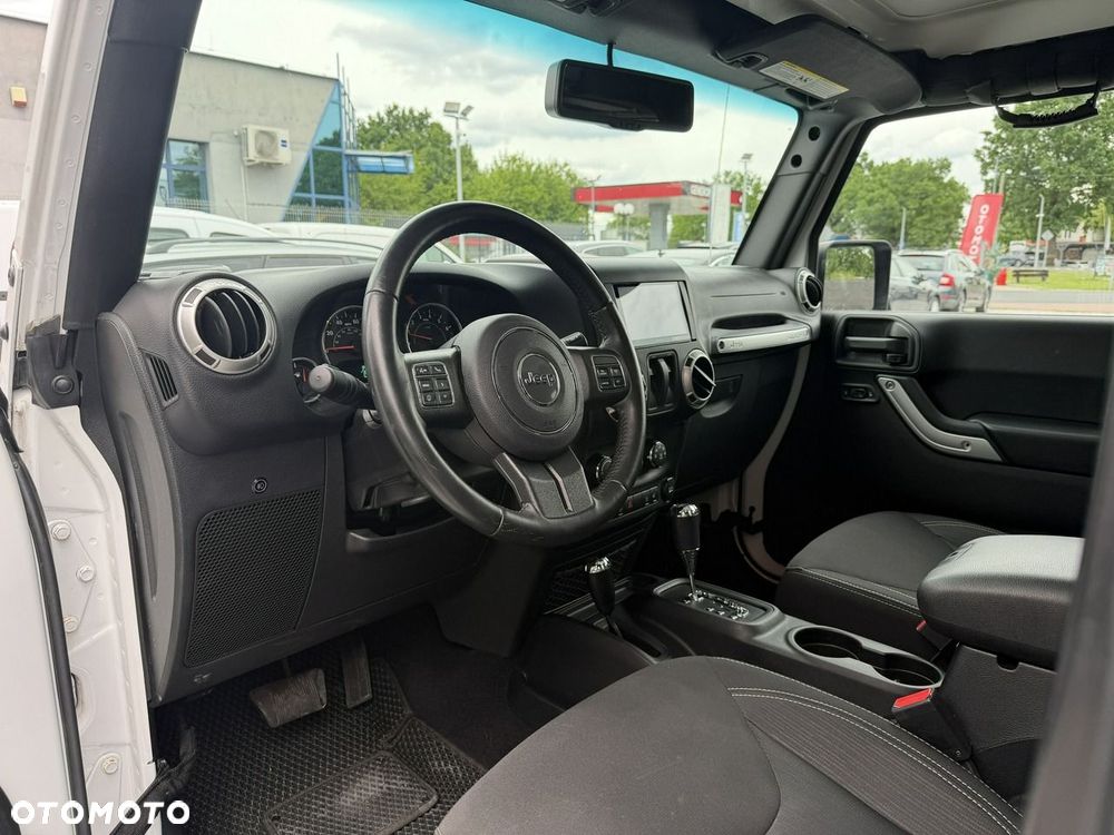 Jeep Wrangler 3.6 Sahara - 13