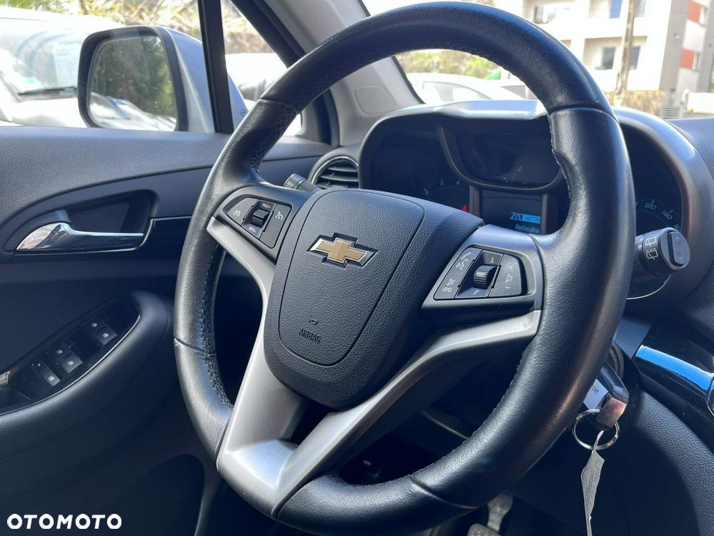 Chevrolet Orlando - 21