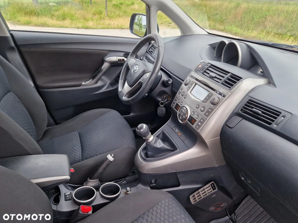 Toyota Verso 1.8 7-Sitzer Comfort - 19