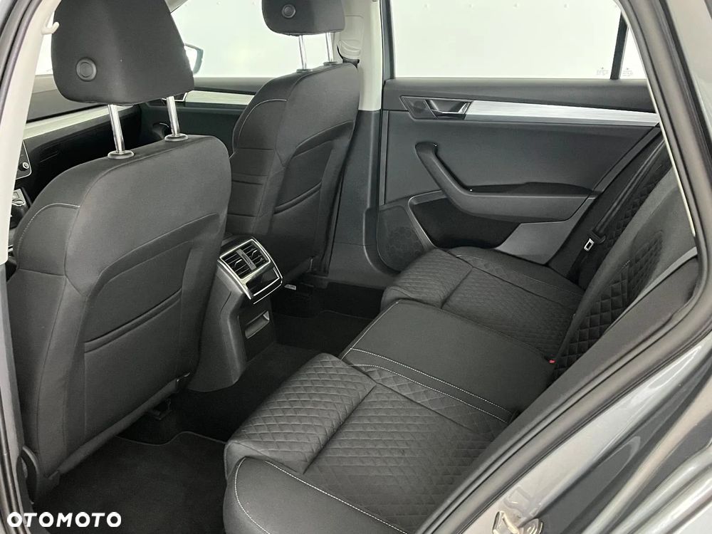 Skoda Superb 1.5 TSI Ambition DSG - 37