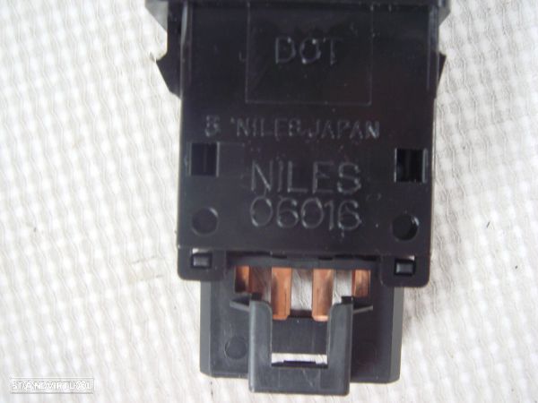 Interruptor Luzes Emergência (4 Piscas) Subaru Impreza Três Volumes (G - 3