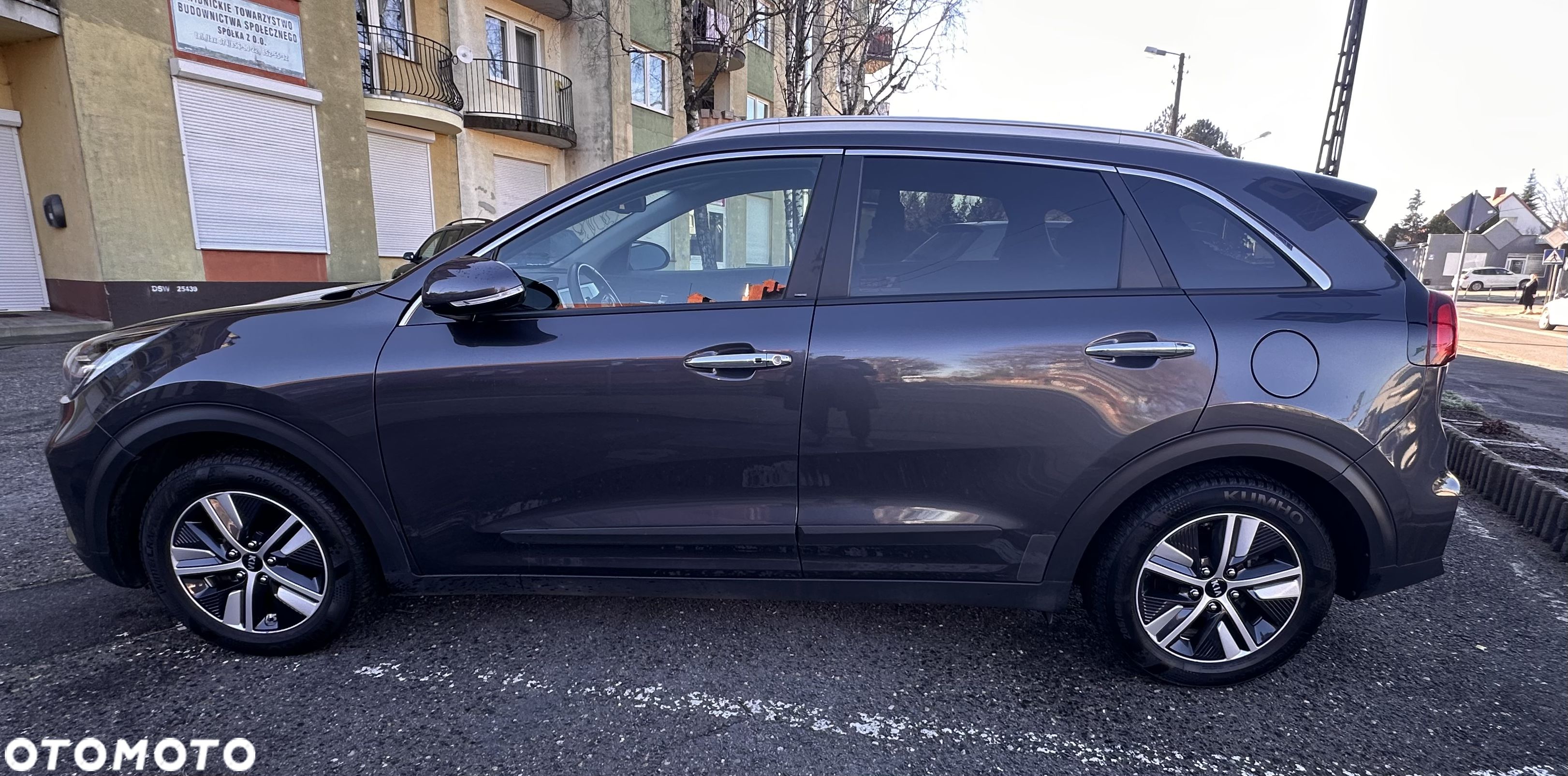Kia Niro 1.6 GDI Hybrid L Business Line - 1