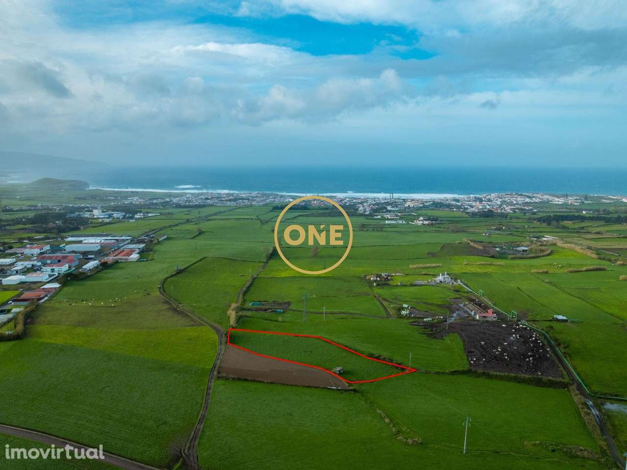 Terreno - Grande imagem: 2/8