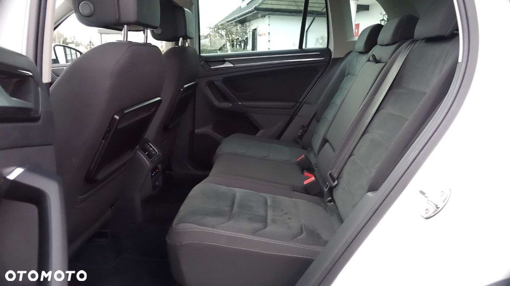 Volkswagen Tiguan - 26