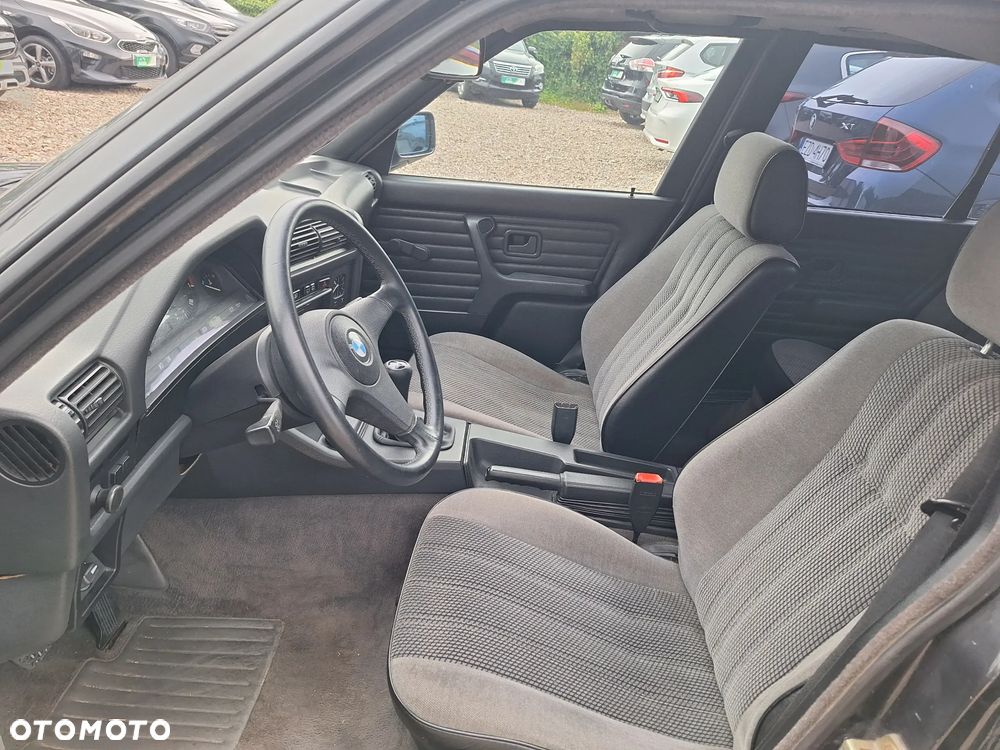 BMW Seria 3 - 22