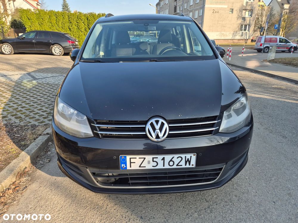 Volkswagen Sharan 2.0 TDI Comfortline DSG - 2