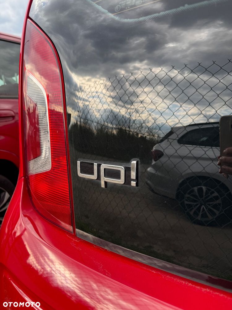 Volkswagen up! 1.0 white - 29
