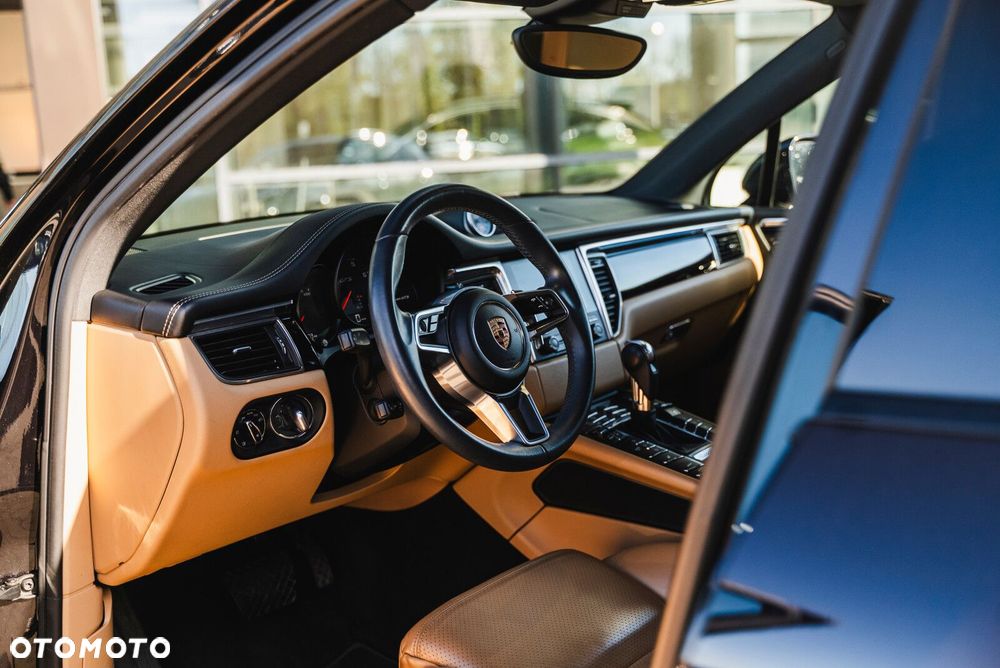 Porsche Macan GTS PDK - 23