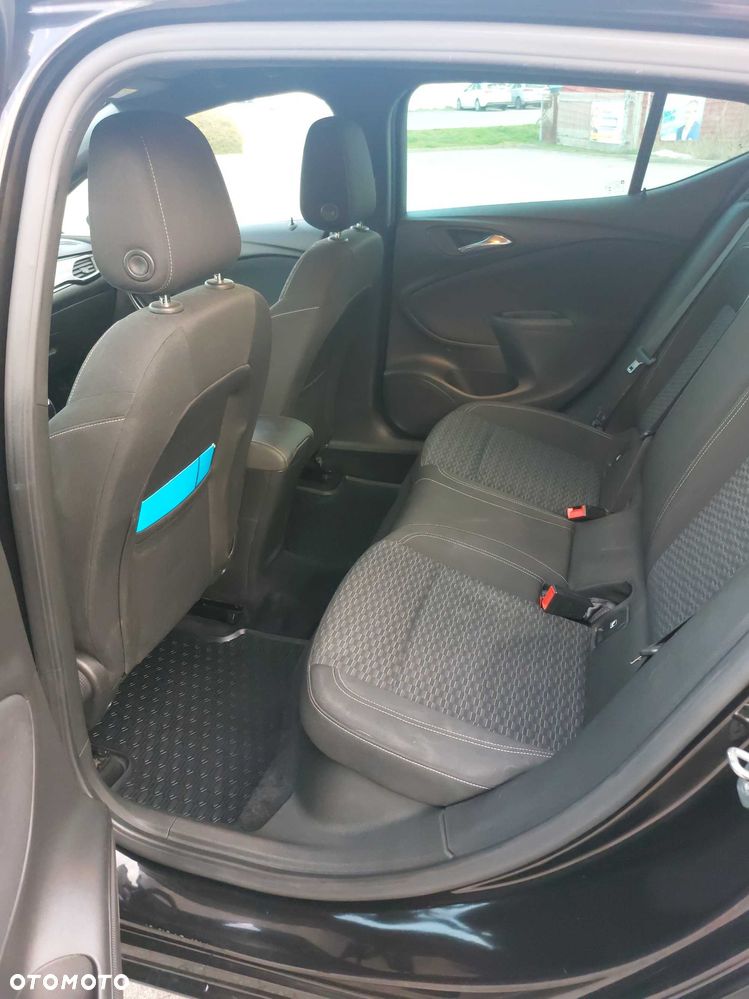 Opel Astra - 4
