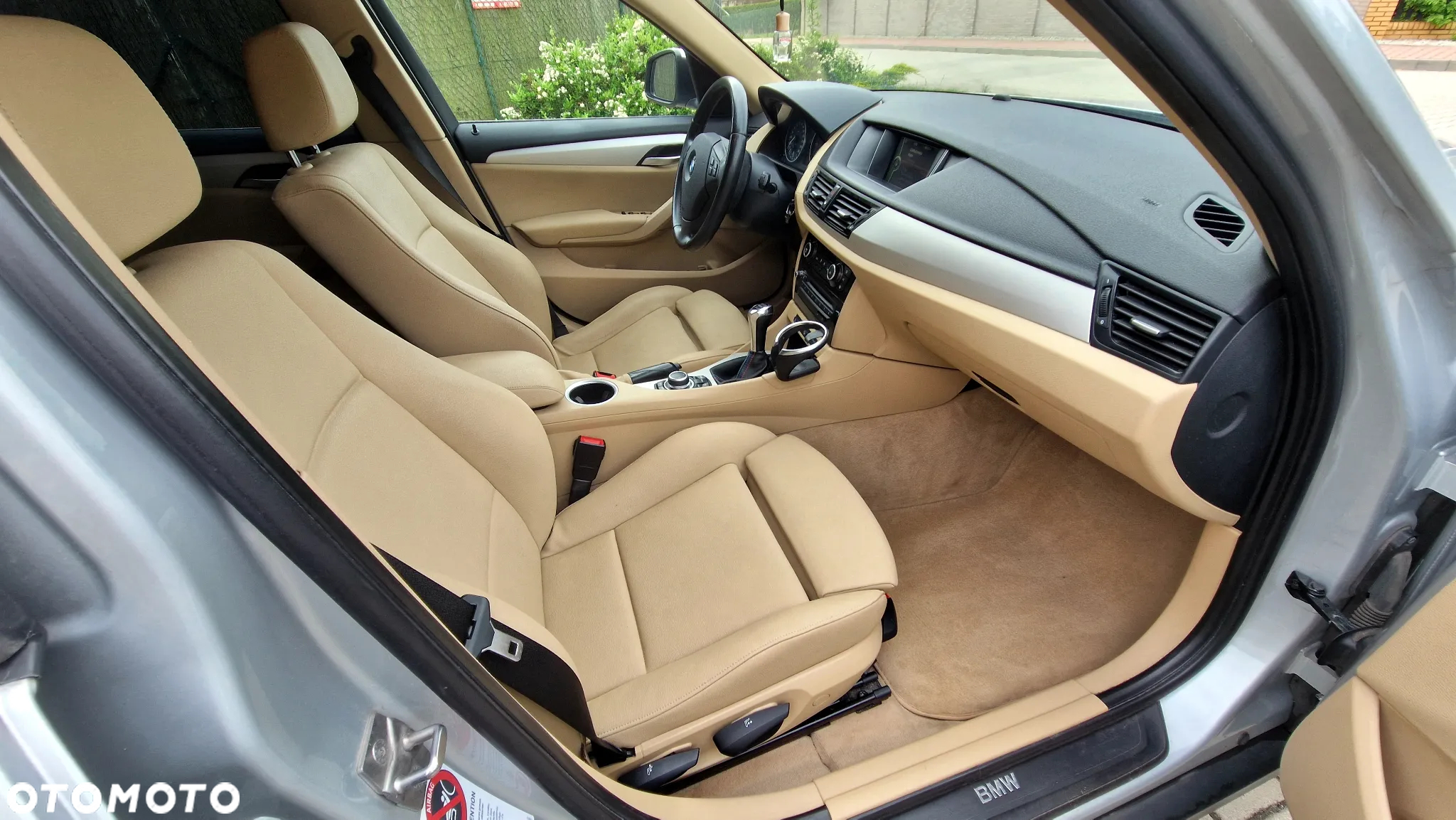 BMW X1 xDrive18d xLine - 12