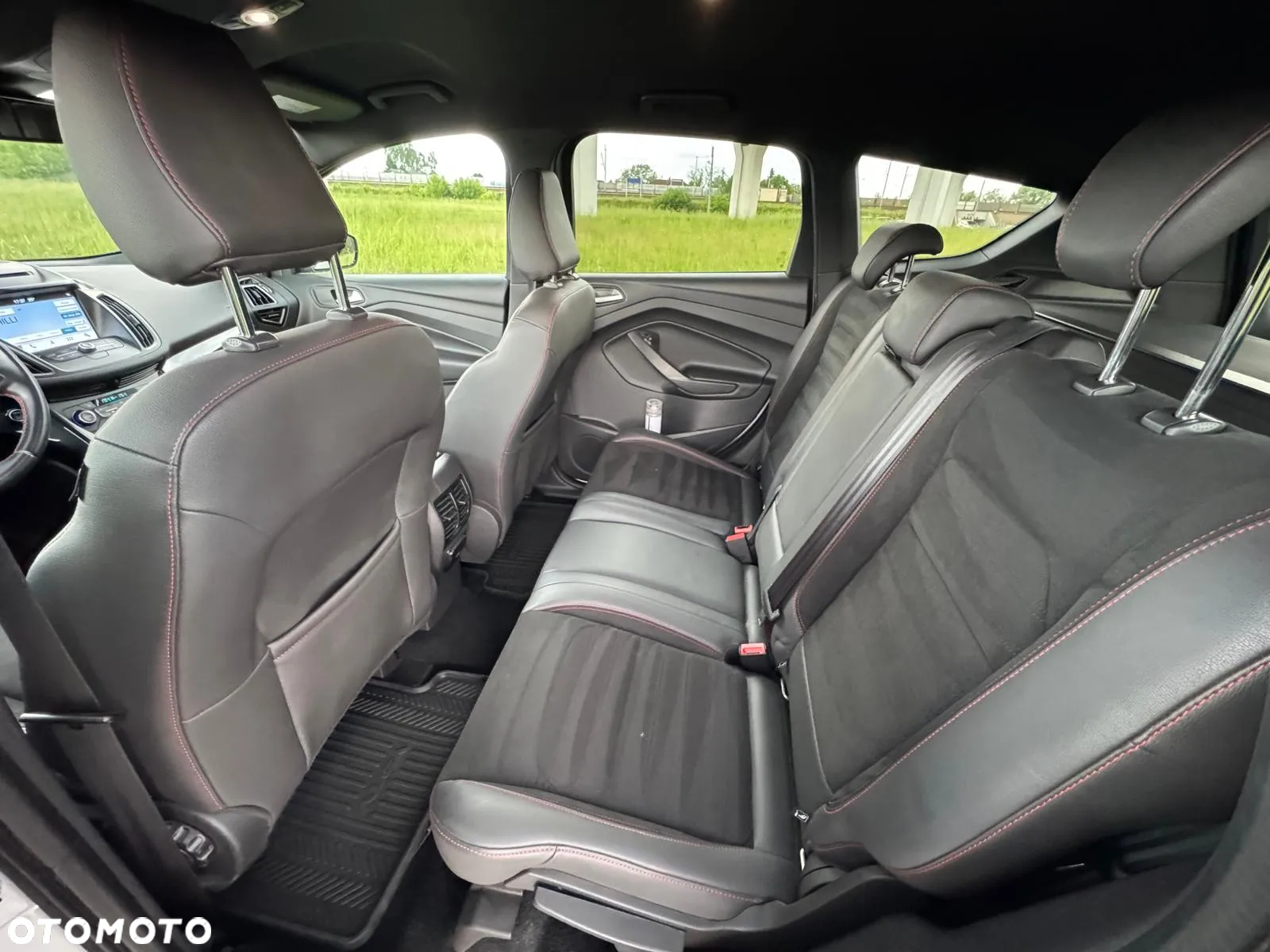 Ford Kuga 1.5 EcoBoost FWD ST-Line ASS - 8